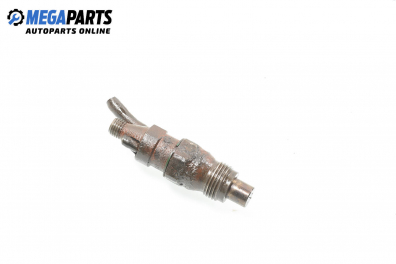 Diesel fuel injector for Renault Clio I 1.9 D, 64 hp, 5 doors, 1993