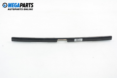 Material profilat portbagaj for Volkswagen Golf III 1.6, 101 hp, 5 uși, 1995