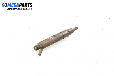 Diesel fuel injector for Volkswagen Golf III 1.9 TDI, 90 hp, 5 doors, 1997