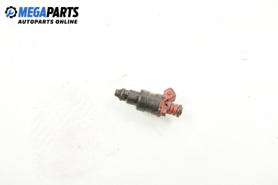 Gasoline fuel injector for Opel Vectra B 2.0 16V, 136 hp, sedan, 1996