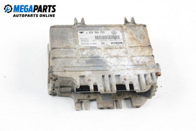 ECU for Seat Cordoba (6K) 1.6, 75 hp, sedan, 1994