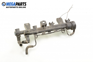 Fuel rail for Peugeot 106 1.4, 75 hp, 5 doors, 1997