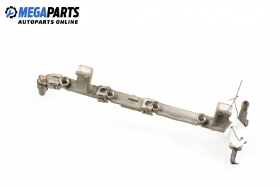 Fuel rail for Ford Focus I 1.6 16V, 100 hp, hatchback, 5 doors, 1999