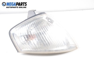 Blinklicht for Mazda 323 (BJ) 1.5 16V, 88 hp, hecktür, 5 türen, 2000, position: rechts