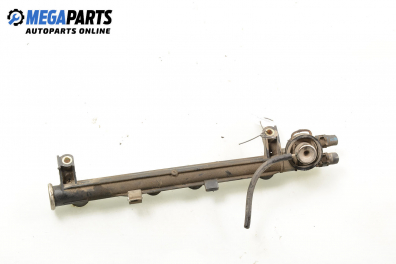 Fuel rail for Volkswagen Golf III 1.6, 101 hp, 3 doors, 1995