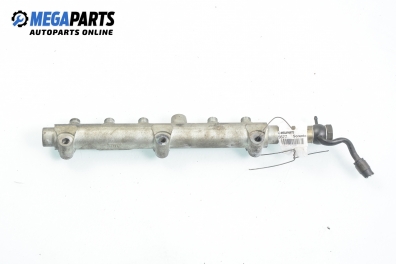 Fuel rail for Kia Sorento 2.5 CRDi, 140 hp automatic, 2003