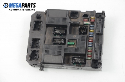 Fuse box for Peugeot 307 2.0 HDi, 107 hp, hatchback, 5 doors, 2002 № 9644098380