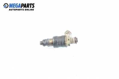 Gasoline fuel injector for Volvo S40/V40 2.0 T, 160 hp, station wagon, 1998 № Siemens Deka 9179379