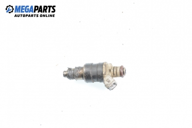 Gasoline fuel injector for Volvo S40/V40 2.0 T, 160 hp, station wagon, 1998 № Siemens Deka 9179379