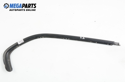 Material profilat ușă for BMW 3 (E90, E91, E92, E93) 2.0, 136 hp, combi, 2007, position: dreaptă - spate