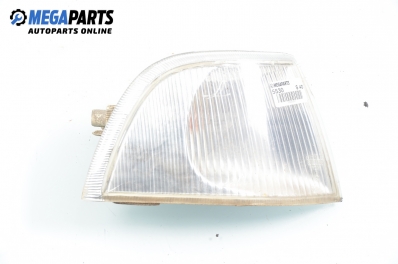 Semnalizator pentru Volvo S40/V40 1.9 TD, 90 cp, sedan, 1998, poziție: dreapte