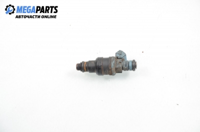 Gasoline fuel injector for Peugeot 306 1.6, 89 hp, hatchback, 1994