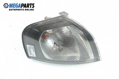 Blinker for Volvo S80 2.5 TDI, 140 hp, sedan, 1999, position: right