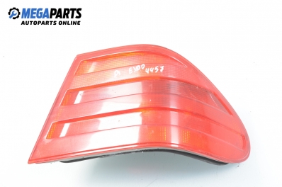 Tail light for Mercedes-Benz E-Class 210 (W/S) 3.0 D, 136 hp, sedan automatic, 1995, position: right