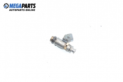 Gasoline fuel injector for Renault Clio II 1.4 16V, 95 hp, 3 doors automatic, 2001