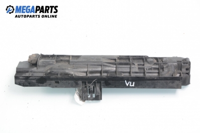 Suport radiatoare for BMW 3 (E90, E91, E92, E93) 2.0, 136 hp, combi, 2007, position: dreapta № 17107524914