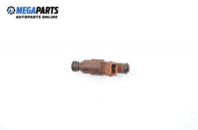 Gasoline fuel injector for Volvo S80 2.8 T6, 272 hp automatic, 2000