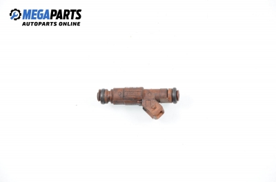 Gasoline fuel injector for Volvo S80 2.8 T6, 272 hp automatic, 2000
