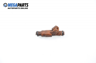 Gasoline fuel injector for Volvo S80 2.8 T6, 272 hp automatic, 2000