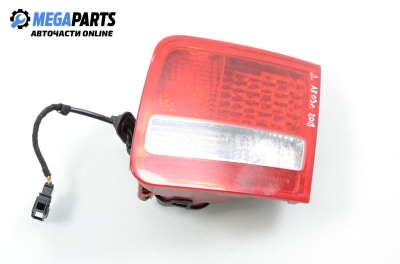 Inner tail light for Audi A8 (D3) 4.0 TDI Quattro, 275 hp automatic, 2003, position: right