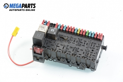 Sicherungskasten für Volkswagen Golf III 1.9 TD, 75 hp, combi, 1994
