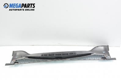 Windshield wiper cover cowl for Citroen Xsara Picasso 1.6 HDi, 109 hp, 2004