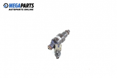 Gasoline fuel injector for Renault Megane I 1.6, 75 hp, hatchback, 5 doors, 1996