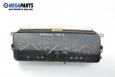 Instrument cluster for Volkswagen Passat (B3) 1.6 TD, 80 hp, station wagon, 1991