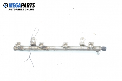 Fuel rail for Mercedes-Benz A-Class W168 1.9, 125 hp, 5 doors automatic, 1999