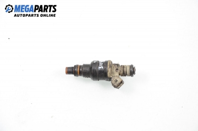 Gasoline fuel injector for Renault Safrane 2.0 12V, 132 hp, 1997