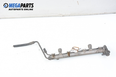 Fuel rail for Hyundai Coupe 1.6 16V, 116 hp, 2000