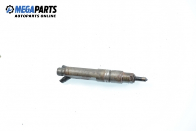 Diesel fuel injector for Volkswagen Golf III 1.9 TDI, 90 hp, 3 doors, 1994