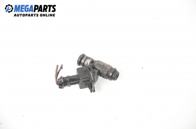 Gasoline fuel injector for Renault Megane Scenic 1.6 16V, 107 hp, 1999