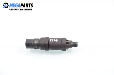 Diesel fuel injector for Volkswagen Passat (B4) 1.9 TD, 75 hp, station wagon, 1995