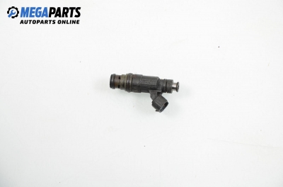 Gasoline fuel injector for Volkswagen Passat (B5; B5.5) 2.3 V5, 170 hp, sedan, 2001