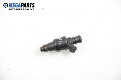 Gasoline fuel injector for Volkswagen Passat (B5; B5.5) 1.8 T, 150 hp, sedan, 1999