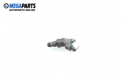 Gasoline fuel injector for BMW 3 (E36) 1.8, 113 hp, sedan, 1991