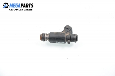 Gasoline fuel injector for Seat Ibiza (6K) 1.4, 60 hp, hatchback, 1997