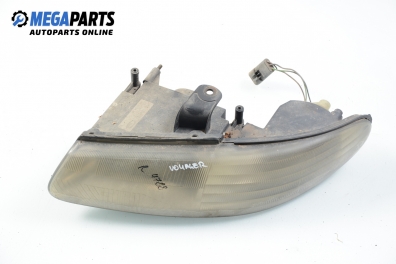 Headlight for Chrysler Voyager 3.3, 158 hp automatic, 1998, position: left