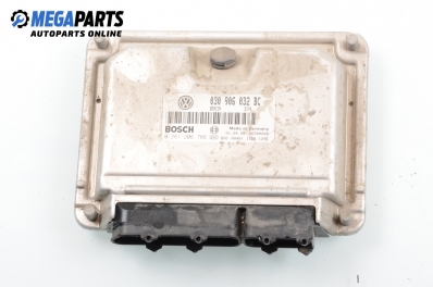 ECU für Volkswagen Polo (6N/6N2) 1.0, 50 hp, 3 türen, 2000 № Bosch 0 261 206 766