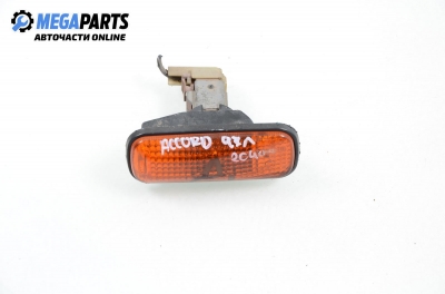 Blinker for Honda Accord 2.0 TDi, 105 hp, sedan, 1997, position: right