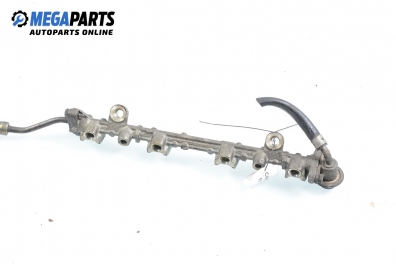 Fuel rail for Mitsubishi Carisma 1.8, 115 hp, sedan, 1997