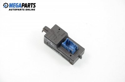 Relay for Peugeot 206 2.0 HDI, 90 hp, hatchback, 2000 № 9 140 010 279