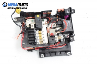 Fuse box for Volkswagen Touareg 5.0 TDI, 313 hp automatic, 2003