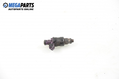 Gasoline fuel injector for Volvo S40/V40 1.8, 115 hp, station wagon, 1999