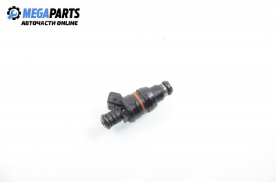 Gasoline fuel injector for BMW 3 (E36) 1.8 is, 140 hp, coupe, 1992