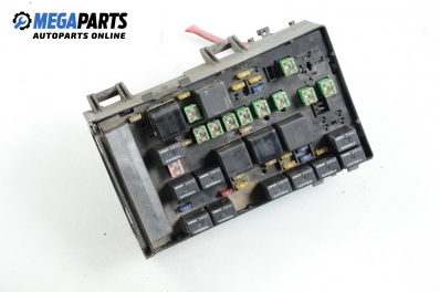 Fuse box for Chrysler Grand Voyager 2.5 CRD, 141 hp, 2001