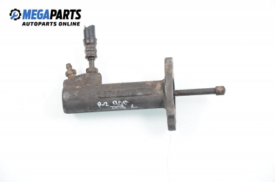 Clutch slave cylinder for Volkswagen Passat (B3) 1.8, 90 hp, sedan, 1990