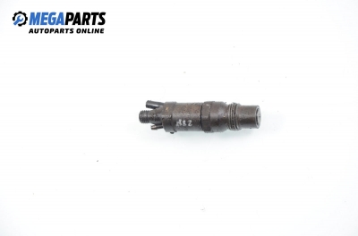 Diesel fuel injector for Volkswagen Golf III 1.9 TD, 75 hp, 1995