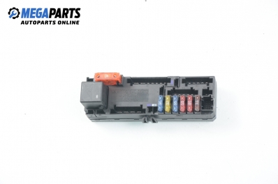 Fuse box for Mercedes-Benz CLK-Class 208 (C/A) 2.0, 136 hp, coupe, 2000 № A 000 540 00 72